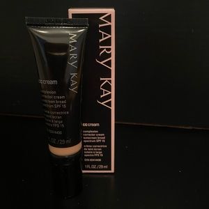Mary Kay Cc Cream Light -Medium